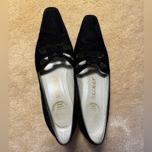 BLACK SUEDE BOW HEELS